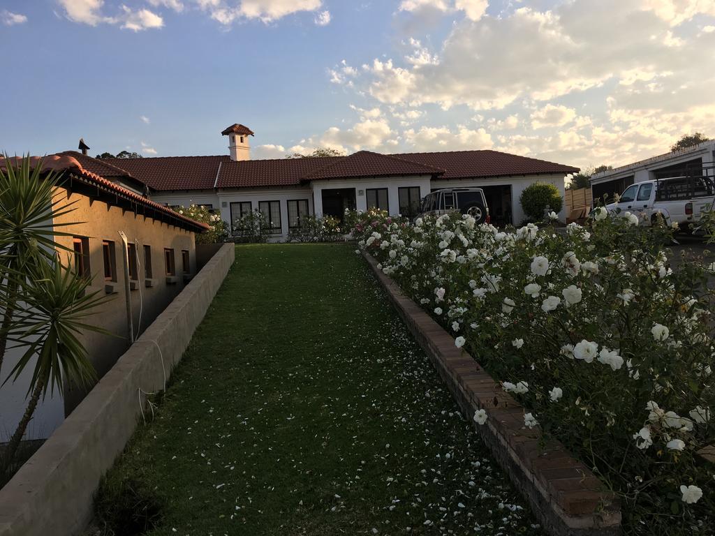Bottom Of Boden Hotel Benoni Bagian luar foto