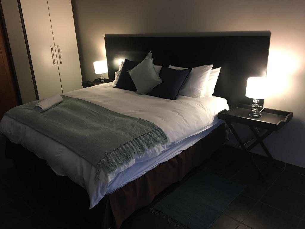 Bottom Of Boden Hotel Benoni Bagian luar foto