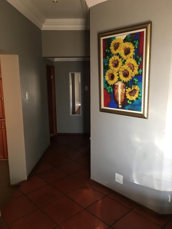Bottom Of Boden Hotel Benoni Bagian luar foto
