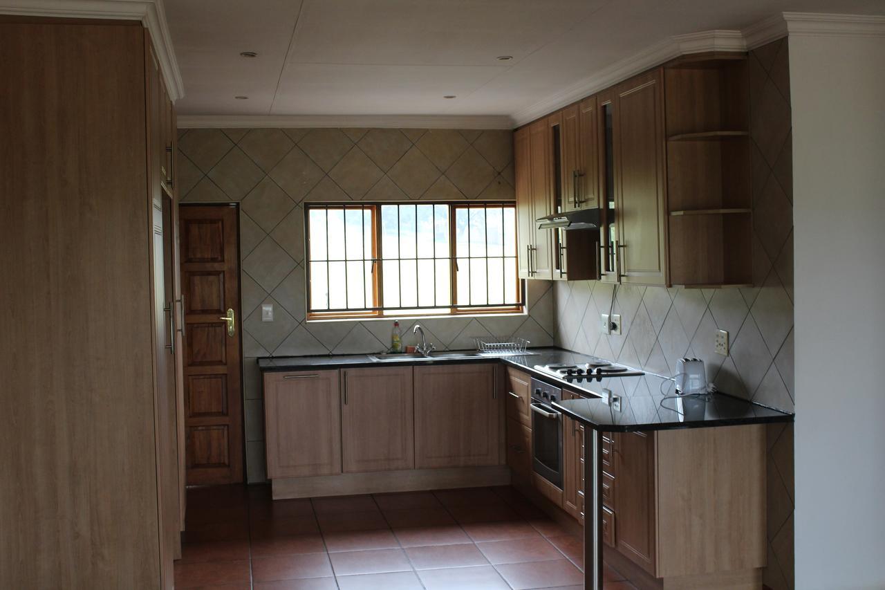 Bottom Of Boden Hotel Benoni Bagian luar foto