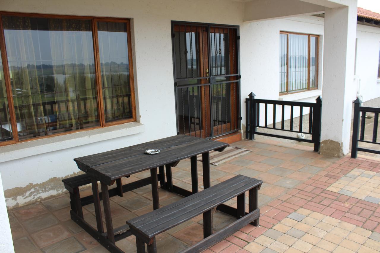 Bottom Of Boden Hotel Benoni Bagian luar foto